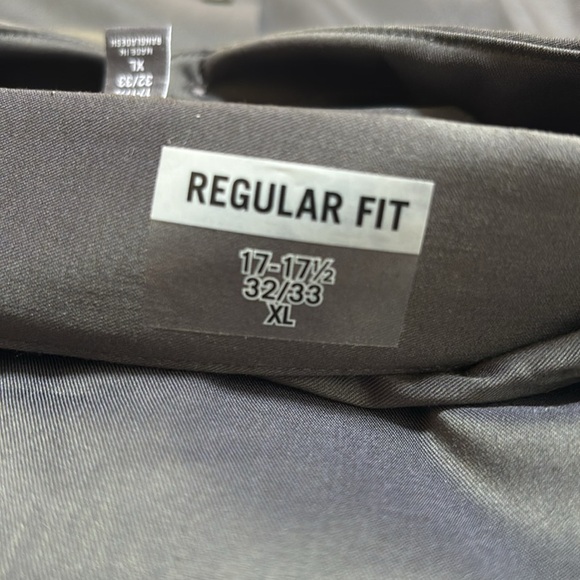 Van Heusen Dress Shirt Regular Fit Ultra Wrinkle Free Flex Collar Stretch, XL - Picture 6 of 6